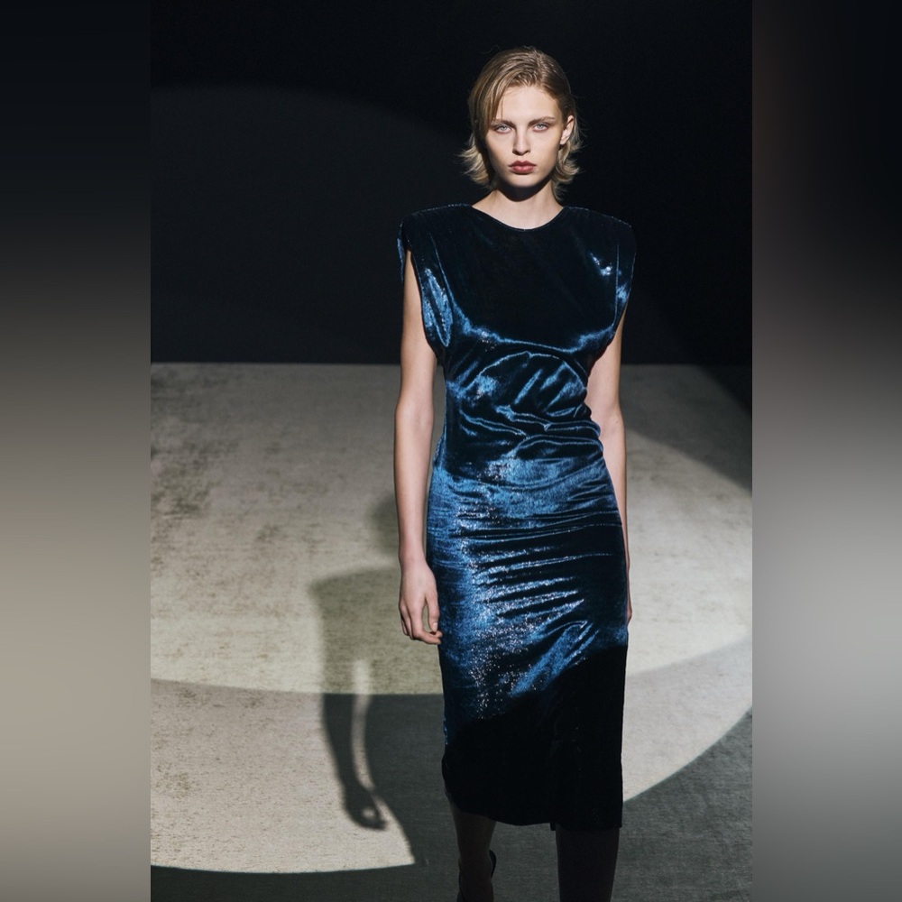 Zara Midnight Blue Velvet Midi Dress - Picture 3 of 6
